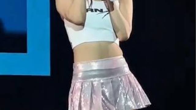 简直爱死这只小猫了 #ITZY #演唱会 #黄礼志 #美出高级感 #盛世美颜