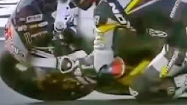 #motogp #摩托车比赛 #滑胎过弯 #大神控车 #危险动作请勿模仿