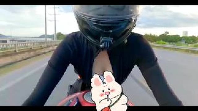 #insta360摩托骑行视角 #机车骑行视频第一视角 #摩托车回头率爆棚视频 #专业特技请勿模仿 