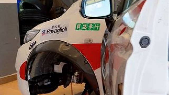 沉浸式的，工作的日常，有序的进行。#汽车文化 #改装是一种态度 #赛车 #撸车日常 #贝西车行