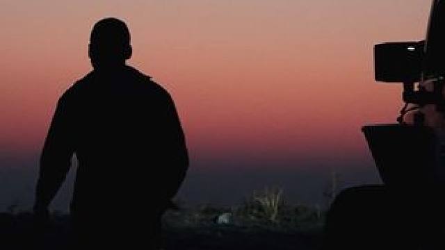 简直帅到没朋友，这个摄影师很厉害。