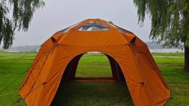 新出少量特价充气球帐，价格很炸，还剩几个 材质：300D弹丝牛津布
尺寸：480*480*245
产