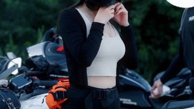 都是爱跑山的小姐姐#骊山追焦 #机车摄影 #西安女骑 #机车女孩 #女骑