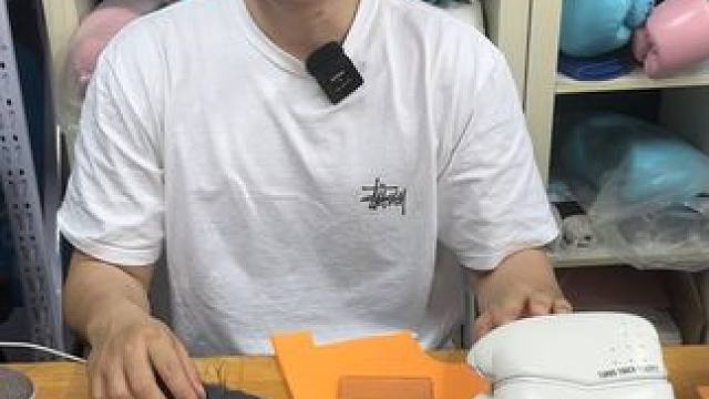 HBW拳套的凝胶冷冻测试，杀伤力能增大吗？ #拳套 #格斗装备 #凝胶 #格斗 #拳击