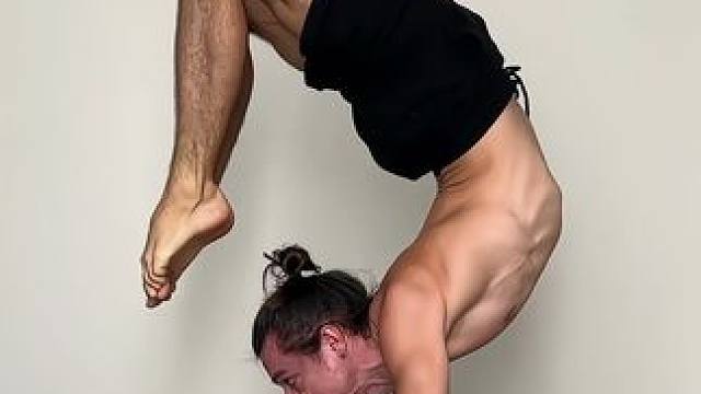 瑜伽体式进步很慢，怎么改进？ #瑜伽体式分享 #我的瑜伽生活 #倒立练习 #后弯练