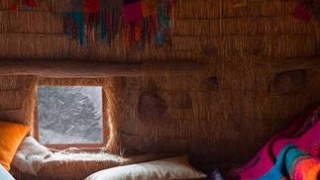 在舒适草屋里躲过巨大风雪，聆听着呼啸风雪声，放松入睡 #白噪音 #助眠声音 #睡眠音乐 #助眠视频 