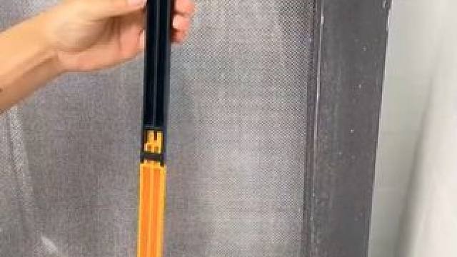 纱窗一面擦两面都干净，擦玻璃也不在话下，不留下痕迹#大扫除  #二合一纱窗刷  #清洁