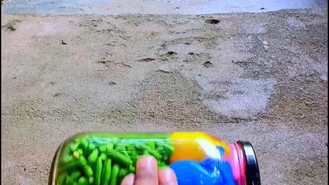 楼梯滚瓶子爆破解压时刻