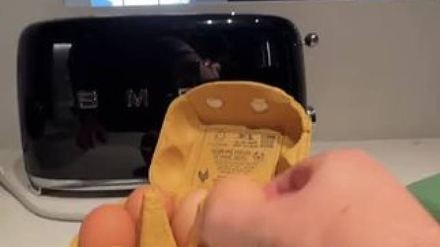 30秒拯救大黄牙！牙齿也有素颜霜了！调色原理逆袭大黄牙！非永久性的哦！#牙膏推荐 #牙齿美白 #牙黄