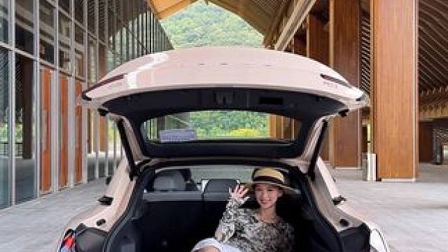 A级轿车有这么大一个后备箱#小鹏MONA #莉卡种草 #SUPEREV超级电动