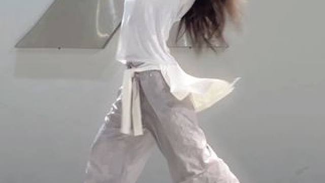 “你属于天意 那种命中注定” #hugme #蔡徐坤 #blue编舞 #翻跳 #零基础学舞蹈