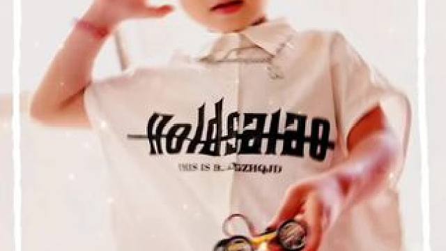 #调皮捣蛋的小家伙闪亮登场 #天真无邪的童年 #就是这么酷 #阳光小男孩 #看着你一天天长大