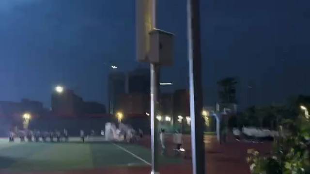 广州市，铁一中学