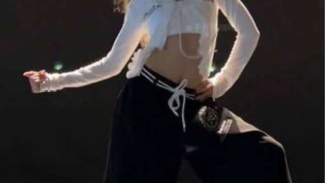 每天有每天的快乐，今天是生日快乐#翻跳 #金大铭编舞 #gimmeonup #基础爵士