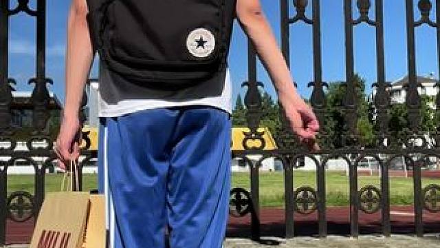 《上10个小时的学9个小时都在吃》#校园生活 #职高 #vlog日常