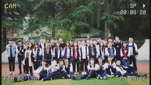 回忆是美好的！初中除外！ #学生时代 #毕业合影 #大合照 #回忆 #校园生活