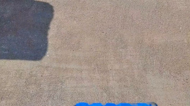 楼梯滚瓶子爆破解压时刻