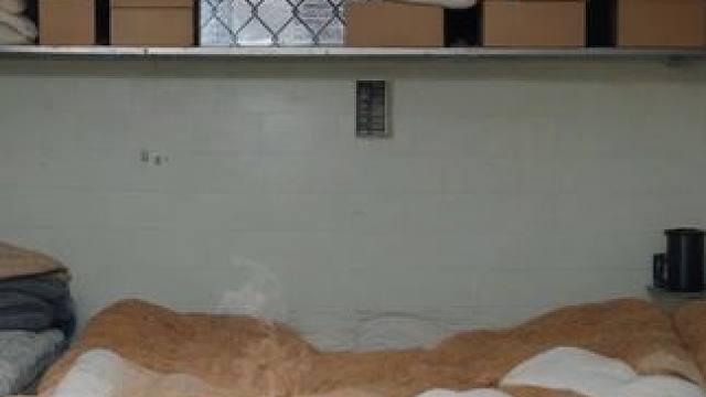 废土之上的庇护小屋，在暴风雪中可以放松睡眠，聆听呼啸风雪 #白噪音 #助眠声音 #睡眠音乐 #催眠疗