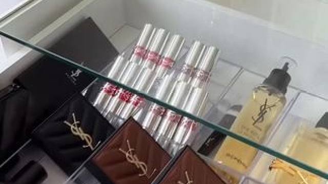 沉浸式ASMR｜精致女人沉浸式化妆品开箱vlog～✨☺️ 
#沉浸式开箱 #化妆品开箱 #开箱vlo