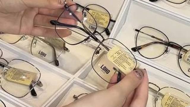 168配镜套餐，学生党必备。开学季抓紧换个新装备吧！！ #loho眼镜#眼镜团购#配眼镜#开学季#楼