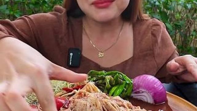 泰式凉拌米线 #我的乡村生活 #东南亚八面佛 #原始美味 #农村生活