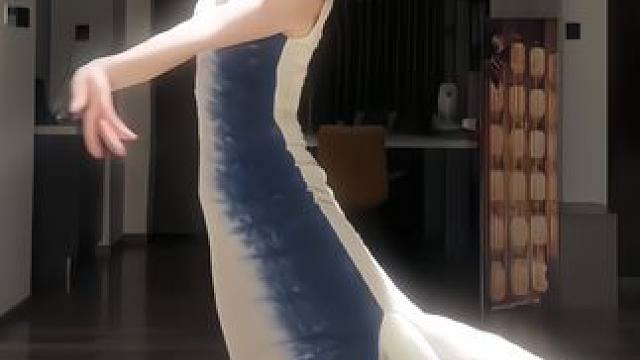 #舞蹈 我只求与你共华发#氛围感 #国风 #红尘客栈 #旗袍