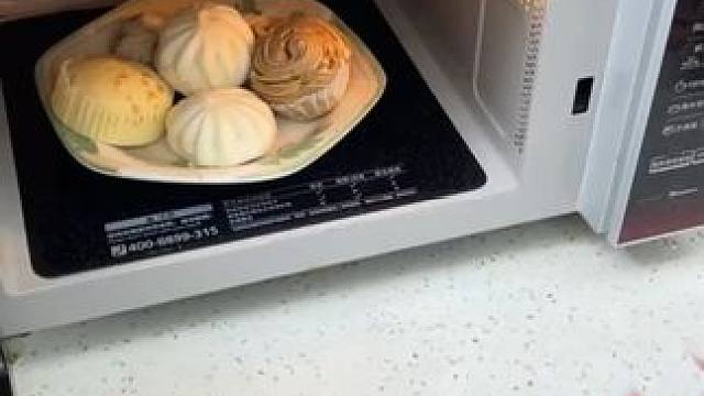 家里有微波炉的都可以用这个#微波炉加热专用蒸笼  蒸出来的饭菜包子干净又好吃#好物分享  #厨房好物