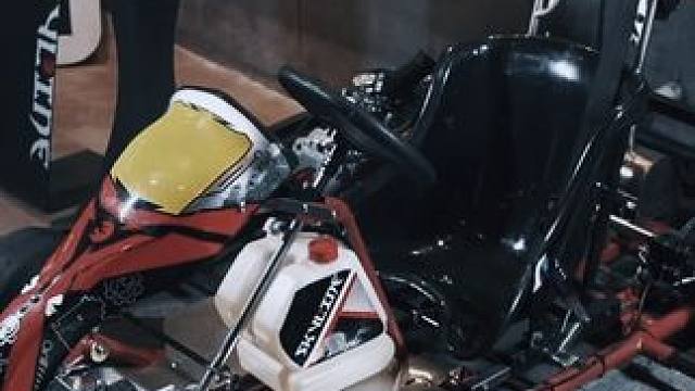 不负热爱激情驰骋#卡丁车 #赛车 #速度与激情 #赛车手 #赛道漂移