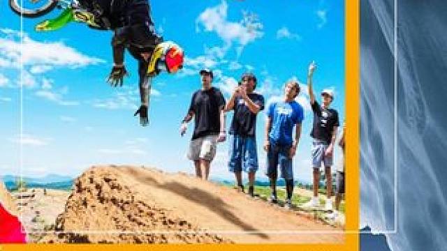 论菜鸟是如何6小时炼成摩托车特技后空翻的 #特技摩托车 #专业场地请勿模仿 #极限运动 #越野摩托车