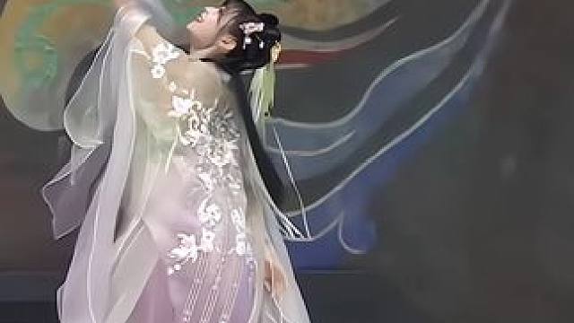 老师 我太想进部了～#鸳鸯戏dj #古风舞蹈