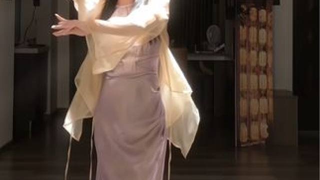 #舞蹈 三生石上镌刻思念～#国风 #氛围感 #新中式