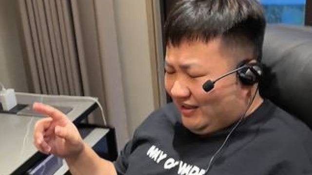 曹小姨和小俊哥；正在回暖，切勿恐慌。 #梦幻西游 #回合制 #8090 #游戏