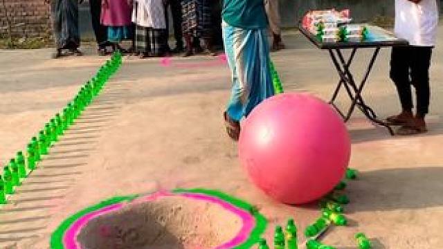 不可思议的乡村挑战赛，挑战者平均年纪竟然超过60岁。#挑战不可能 #趣味游戏