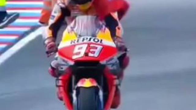 #motogp #滑胎过弯 #压弯 #93号马奎斯 #危险动作请勿模仿