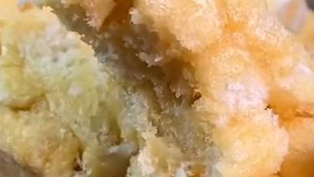 三只松鼠沙琪玛真的卷疯了,80个沙琪玛竟然只要才这个价大家赶紧囤#三只松鼠 #沙琪玛 #零食推荐