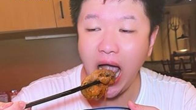 99元的开业双人餐，很经典的重庆火锅，保证你吃完之后上厕所都有感觉#美食探店 #省饭课代表 #没有什