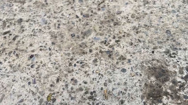 楼梯滚瓶子爆破解压时刻