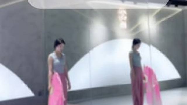 落了白背面来啦～ 