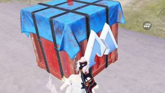 卧底空投砸脸！扭头7级套过来了！ #和平精英地铁逃生   #在和平精英过梦幻夏日  #和平精英