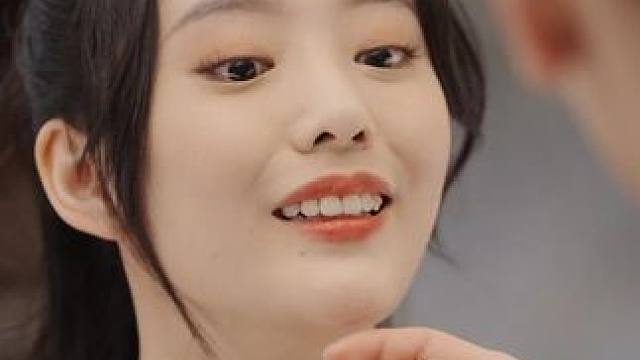 #火爆短剧来袭好看又上头的短剧 #因为一个片段看了整部剧 #爱上短剧只需一个片段 #这样的霸道总裁谁