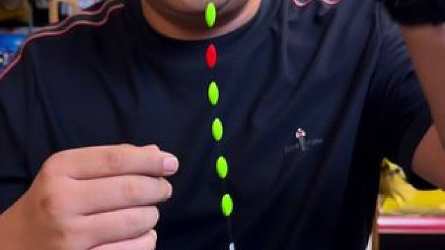 日夜两用七星漂线组 这是一款可以日夜两用的七星漂主线，子线鱼钩都搭配好了，到手就可以钓鱼，还可以夜钓