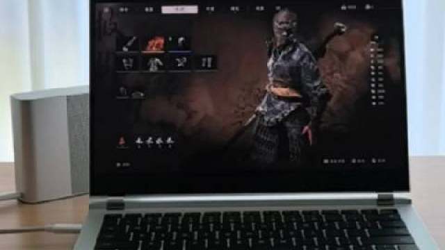 我测试了一下最近发布的华为MateBook GT 14，不带显卡魔方也可以玩，不过要牺牲画质。连接上