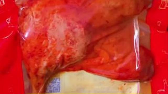 乡巴佬大鸭腿#鸭货美食 #好吃不贵经济实惠 #卤味熟食 #零食推荐 #开袋即食