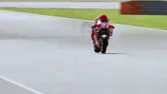 马奎斯站立压弯#motogp #摩托车比赛 #压弯 #大神控车 #93号马奎斯
