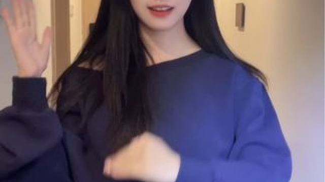 人机冰上线#甜妹 #浅跳一下 #手势舞