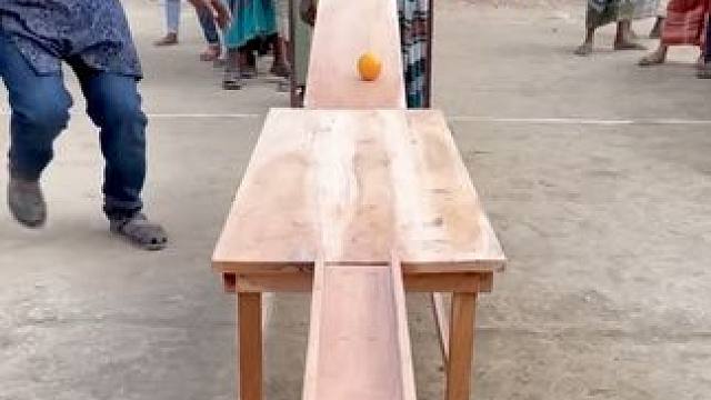 不可思议的滚橙子挑战，挑战者纷纷失败离场。#挑战不可能