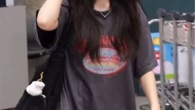 金惠允机场穿搭颜值状态 #金惠允 #穿搭 #完美身材 #又美又飒 #美出高级感