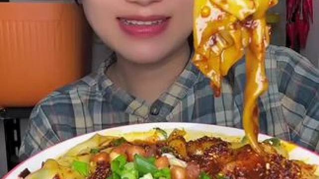 #抄手 #下饭菜 #酸菜面 #麻辣鲜香