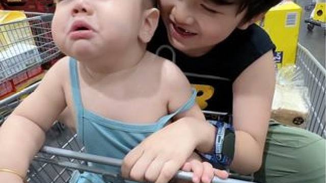 为何我老公的花期短…请看vcr #人类高质量暑假 #锐族贝乐虎熏听机  #开学必备锐族贝乐虎#二胎生