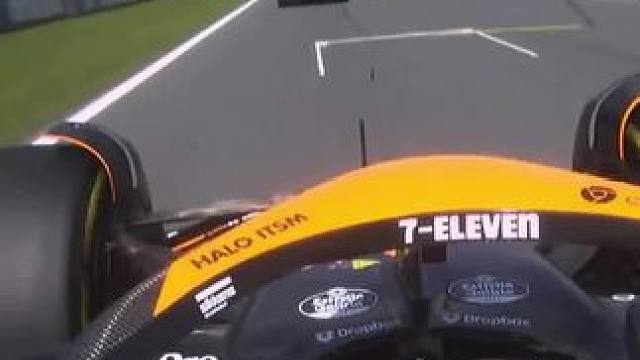 红牛赛季前肯定没想到，现在会被迈凯伦这么强吃，还领先它二十几秒夺冠，这事都是它以前干的。#专业车手 